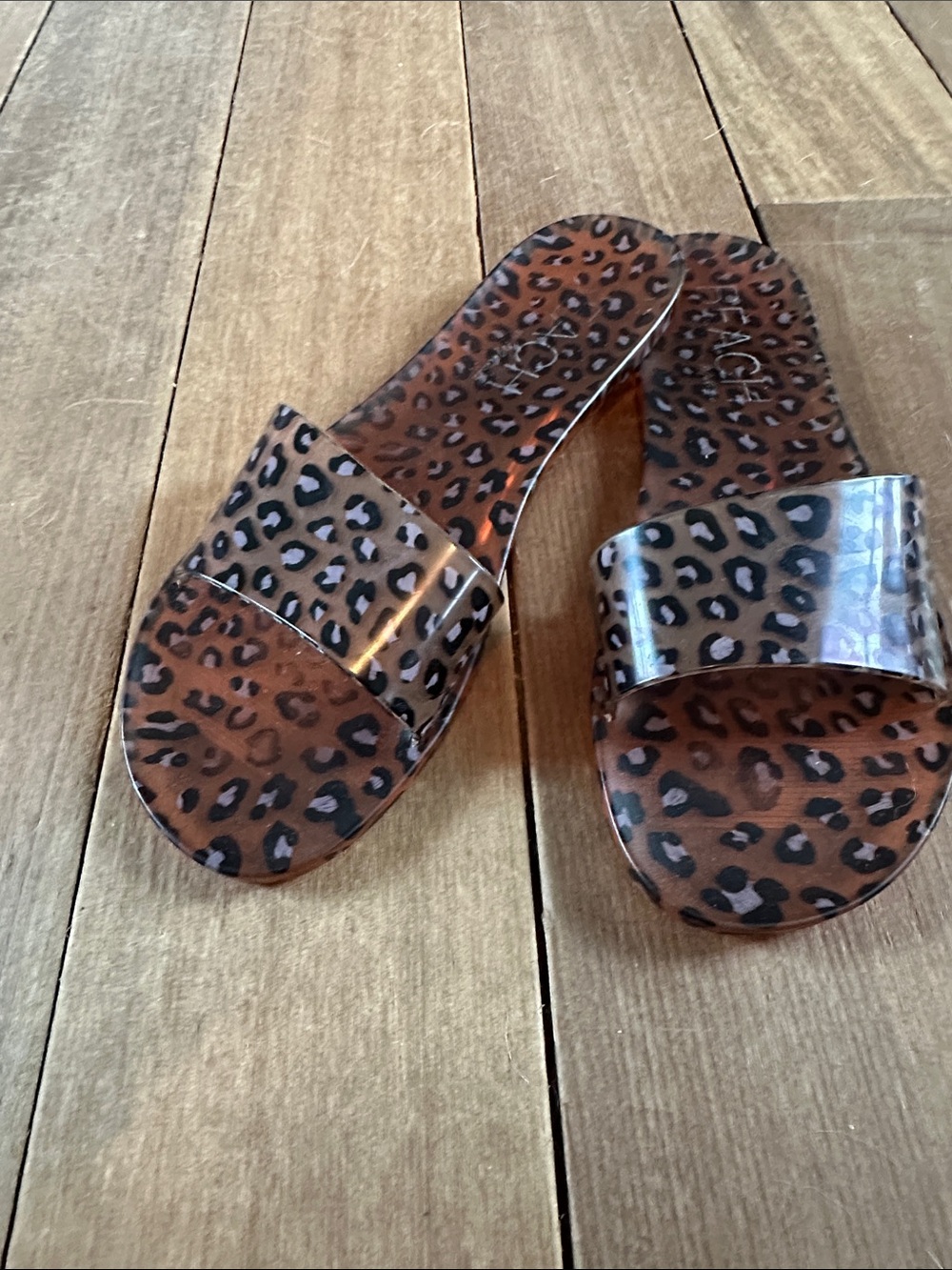 Beach by Matisse Leopard Sandals women’s size 10
